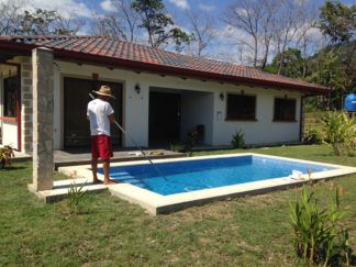 pool cleaning ojochal