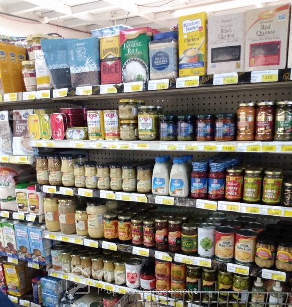 speciality items uvita grocery