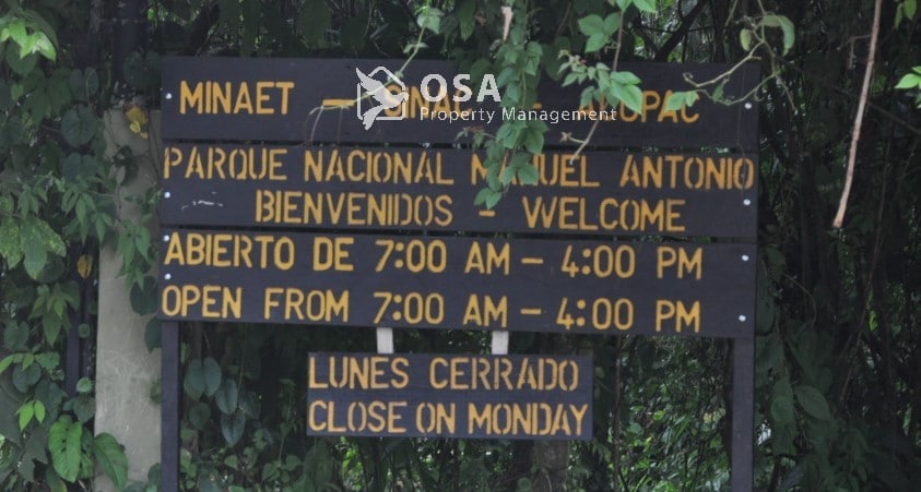 manuel antonio national park sign