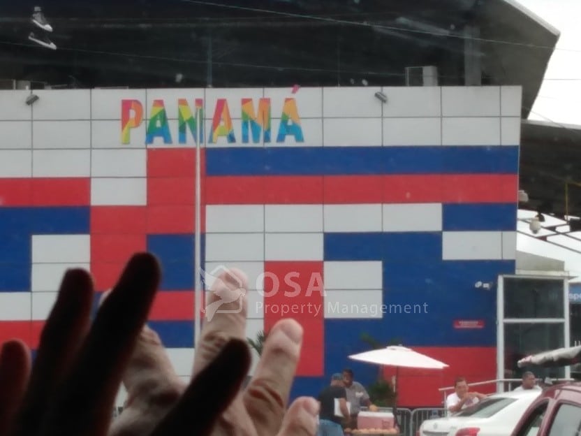 panama shopping building