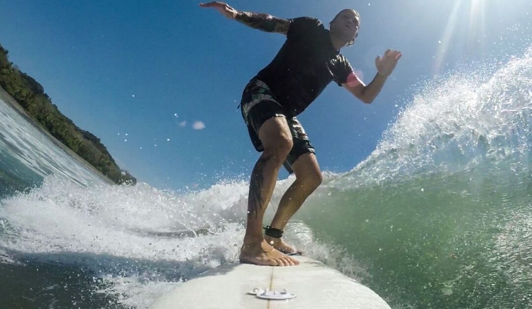 Surfing in Dominical